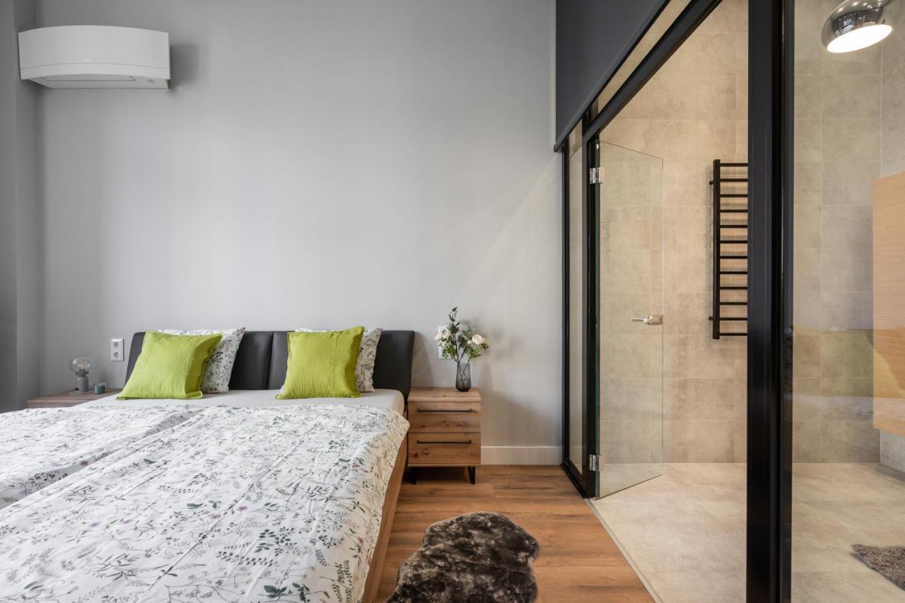 Buenos Boutique - A/C, 2 Bathrms, Amazing View Budapeste Exterior foto